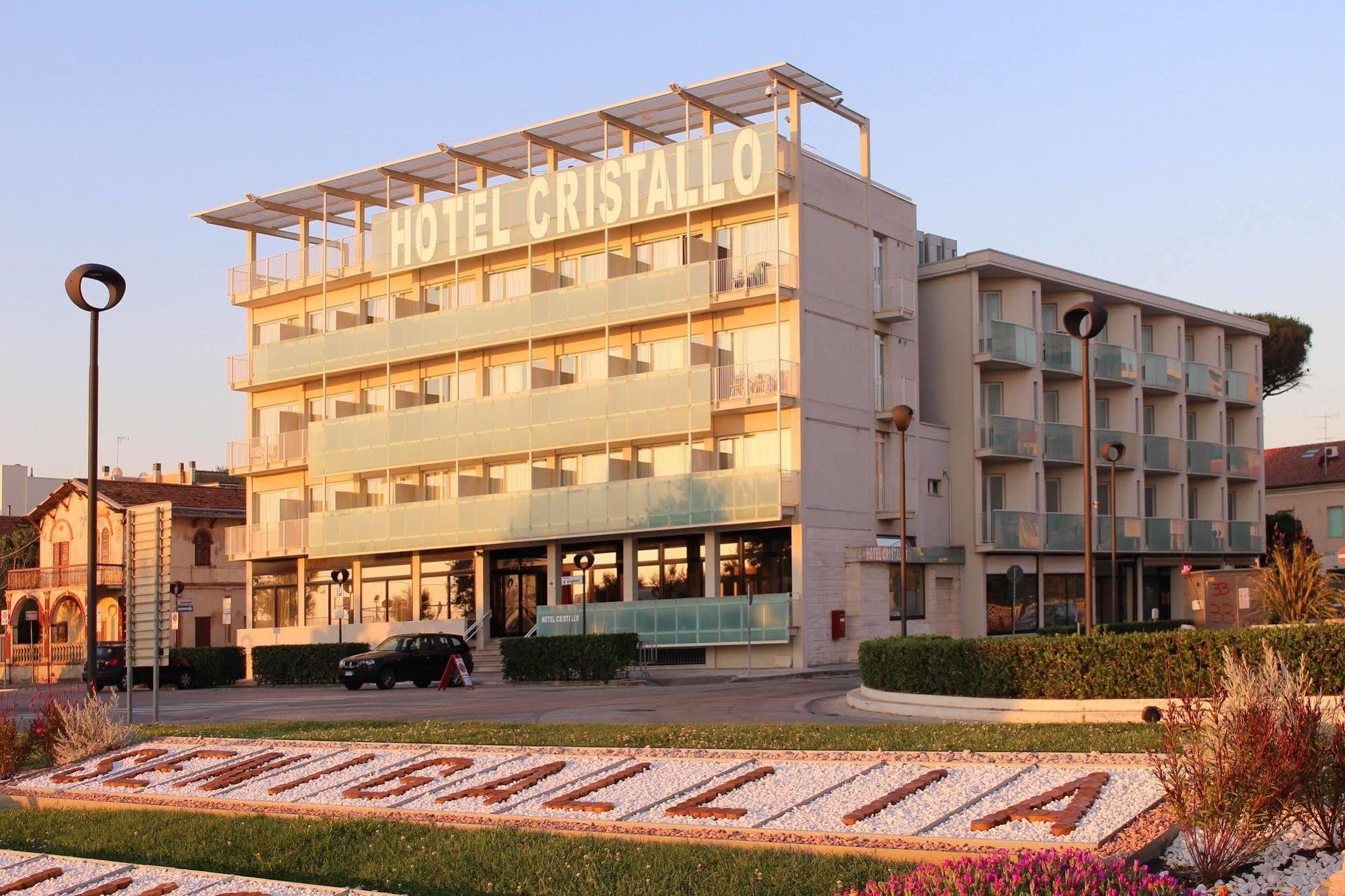 Hotel Cristallo Senigallia Exteriör bild